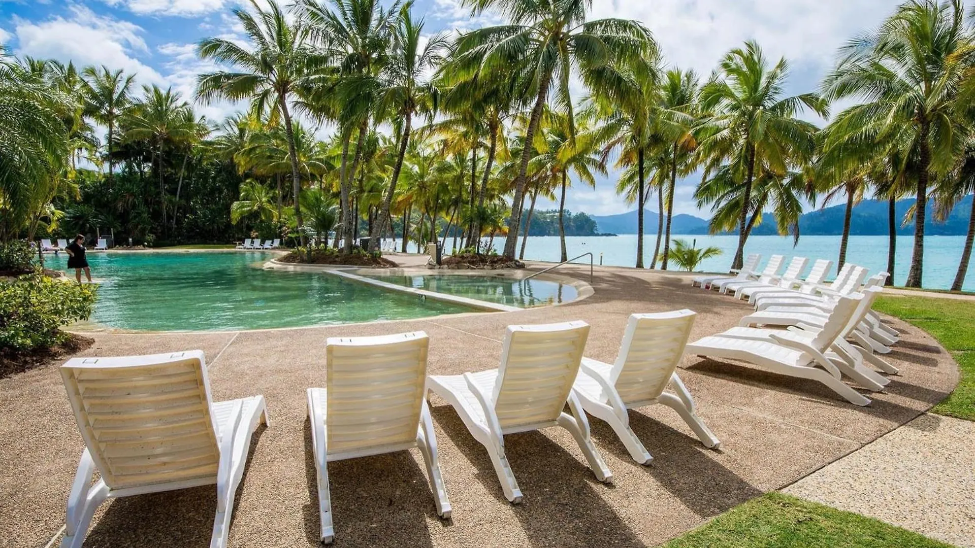Beachfront Hamilton Island 0*,