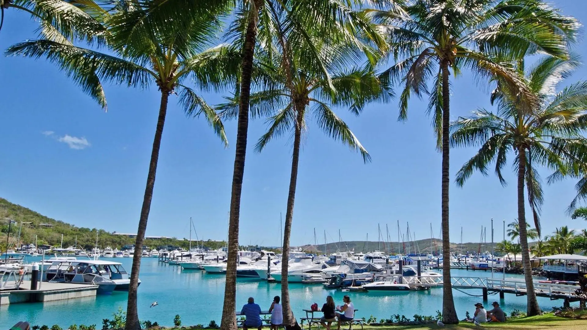Apartment Beachfront Hamilton Island Australia