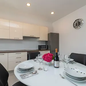 Matea Apartment Trogir