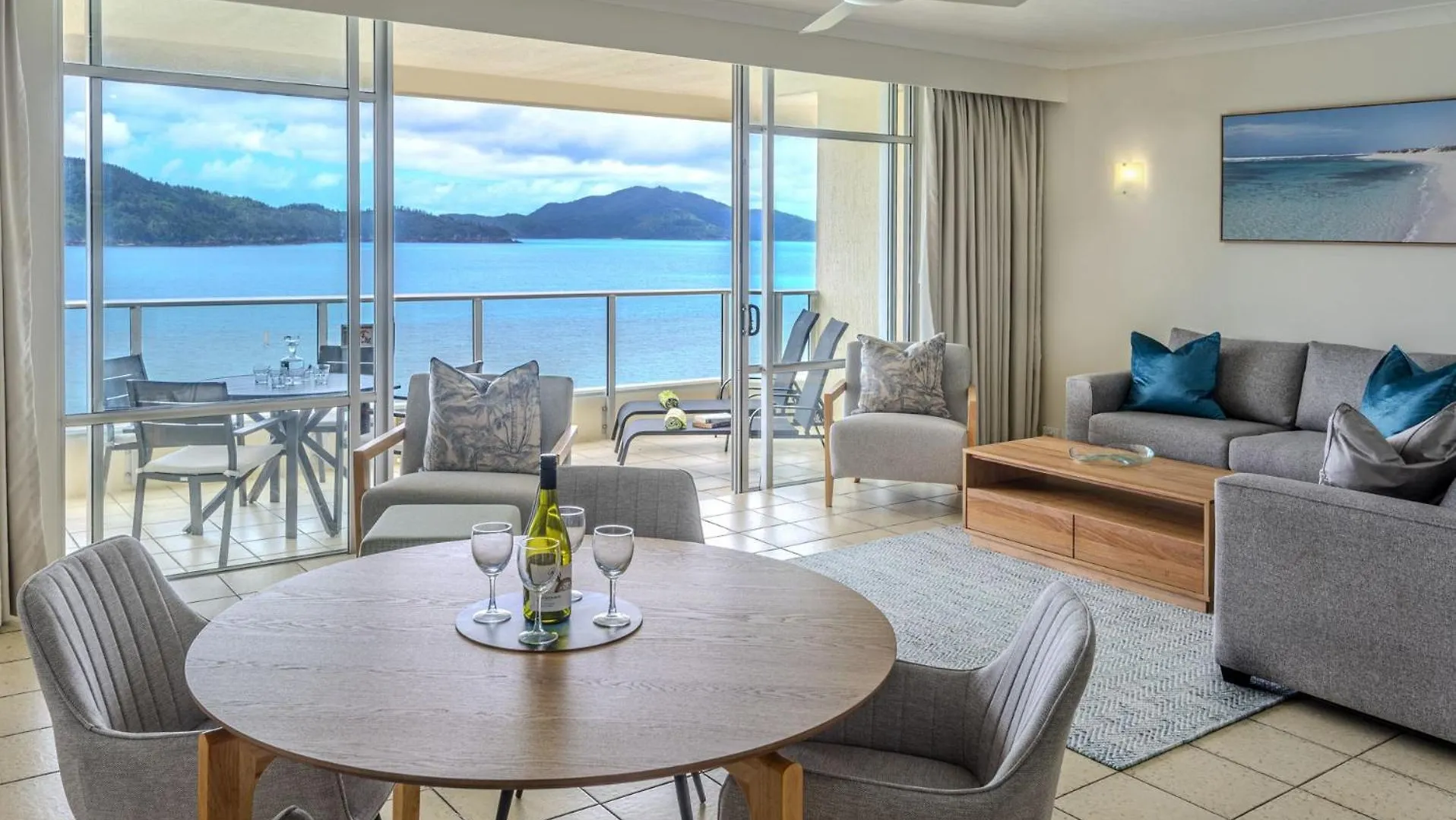Apartment Beachfront Hamilton Island Australia